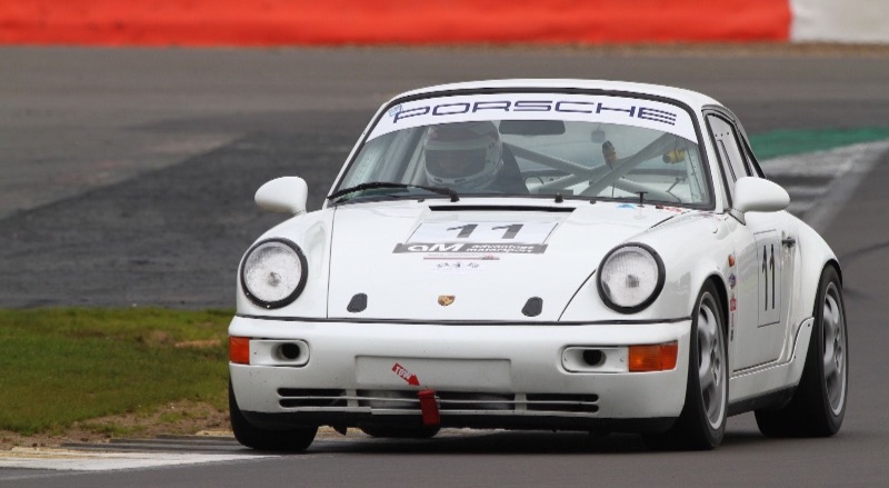 Neal and Hooker, Porsche 964